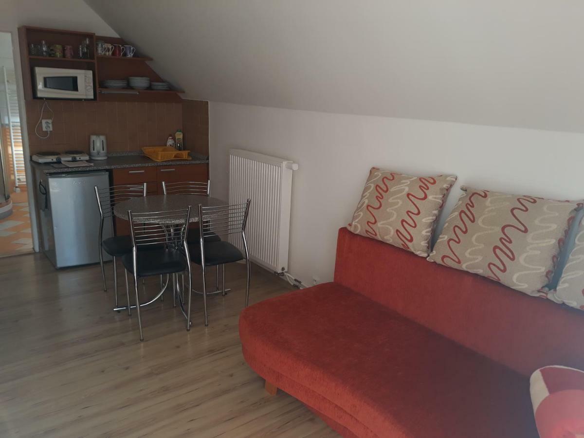 Apartmány BOSS Lipótszentmiklós Kültér fotó