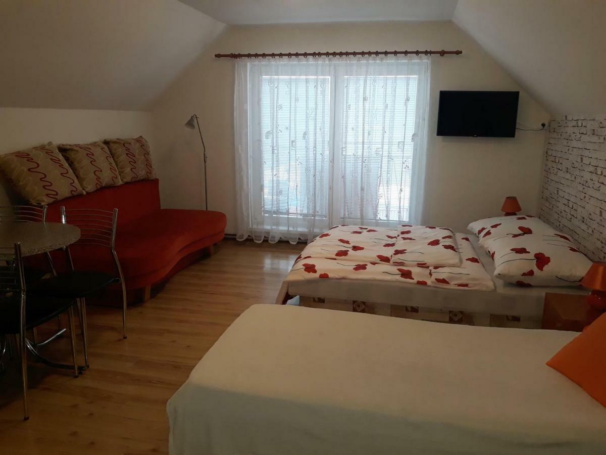 Apartmány BOSS Lipótszentmiklós Kültér fotó